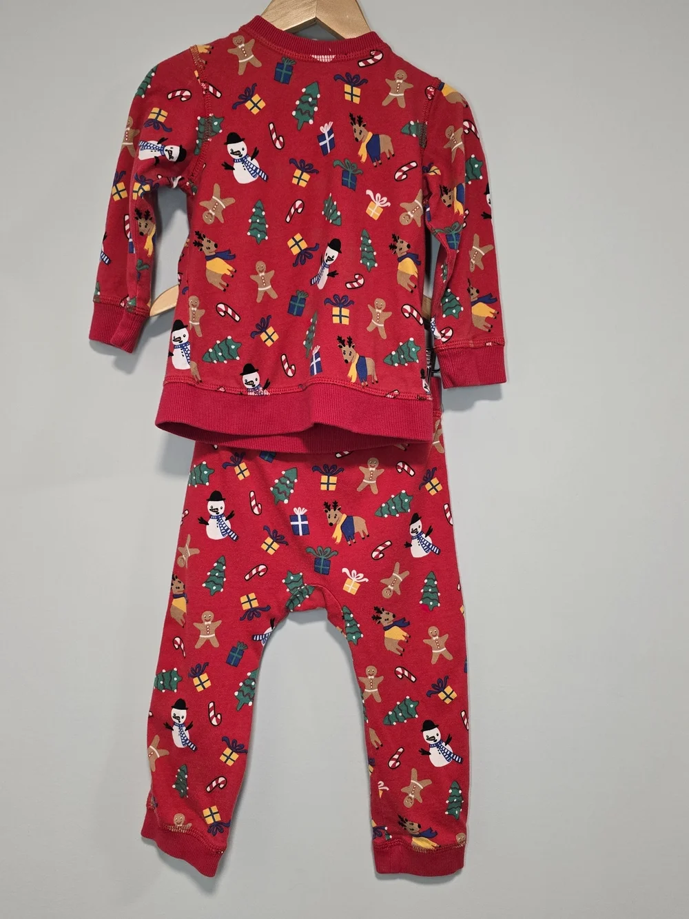 H&M Red Kids Holiday Joggers Set with Festive Prints Soft.